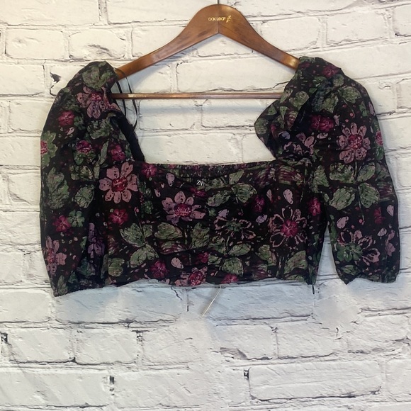 Zara Black Pink Floral Long Sleeve Cropped Top Size Medium & Large - Picture 2 of 13